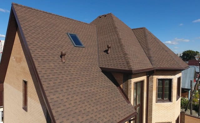 Фото дома с гибкой кровлей