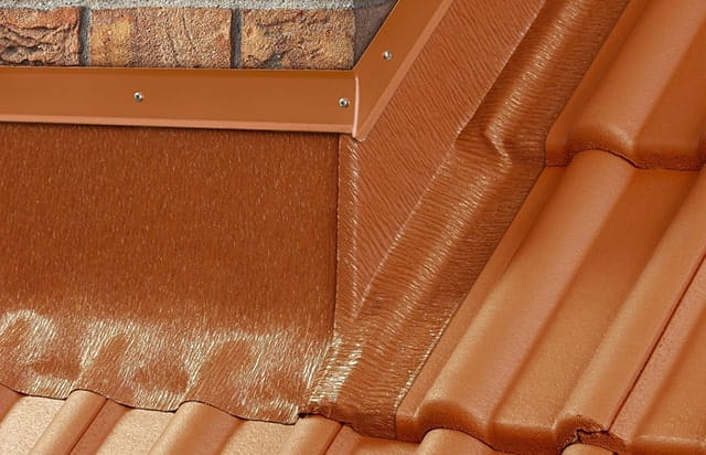 Примыкание к трубе дымохода